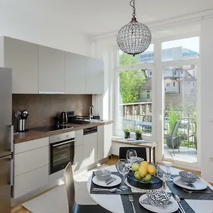 Prestige , Ljubljana Slovénie